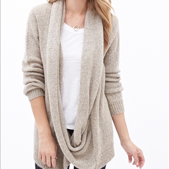 Forever 21 Sweater - Picture 3 of 7